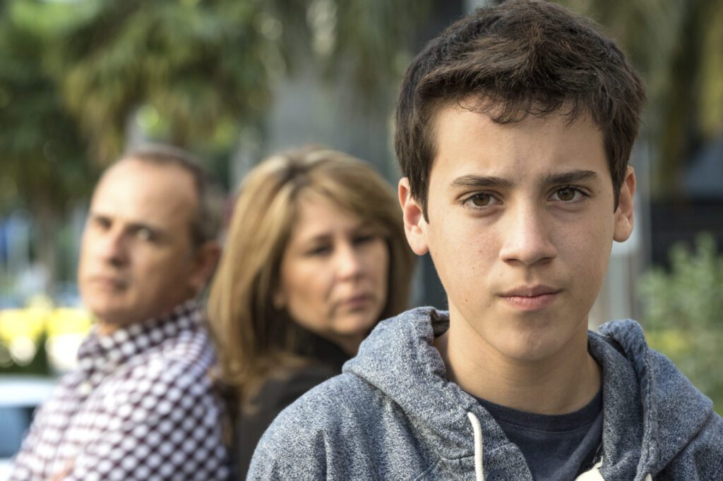 Help for Parents of Troubled Youth from At Risk Youth Programs